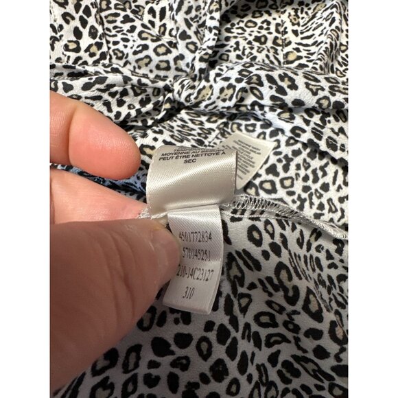 Chico's Leopard Print Button-Up Roll Tab Sleeve Tie Hem Blouse Womens Sz 1 US M - Picture 13 of 14